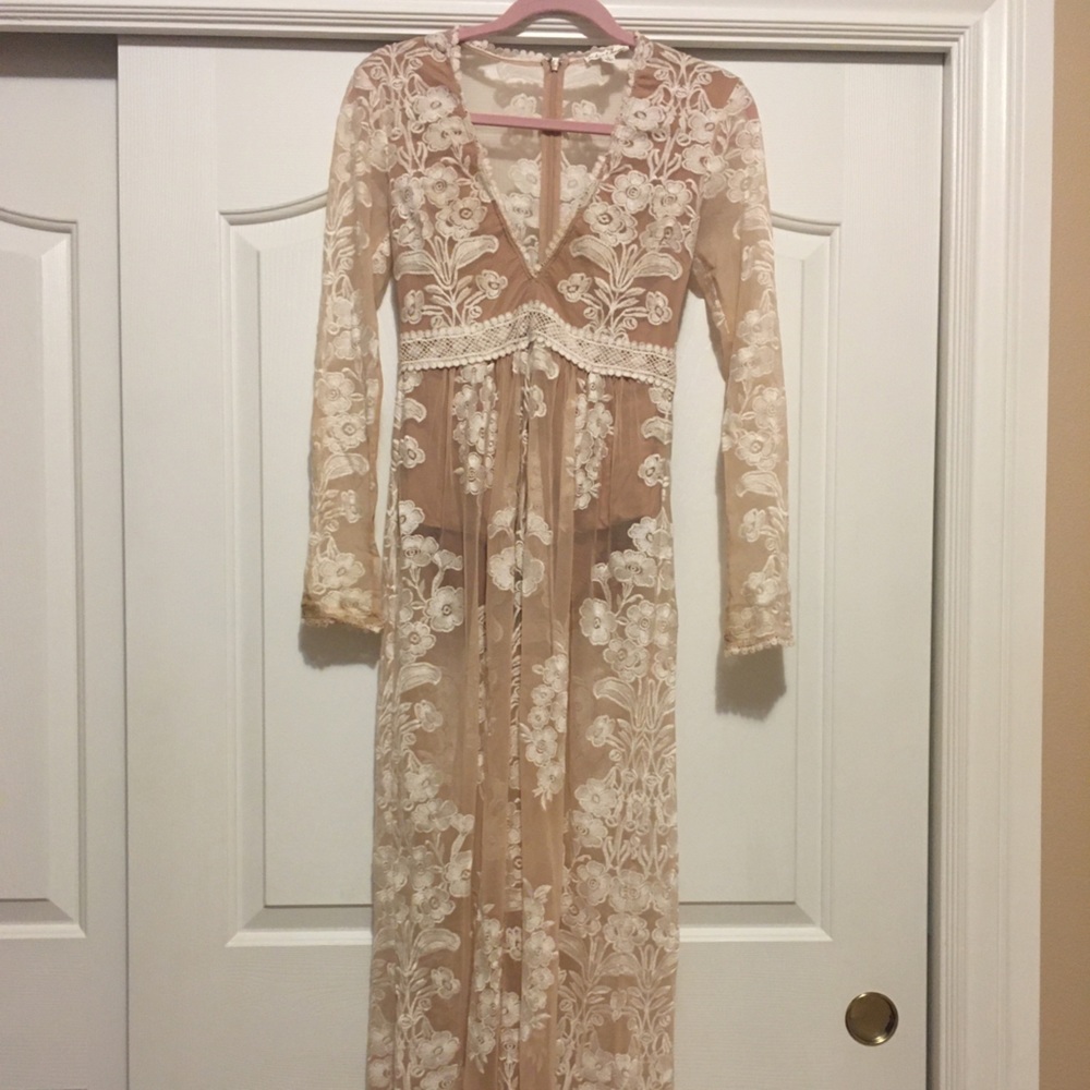 White Lace Dress Gorgeous